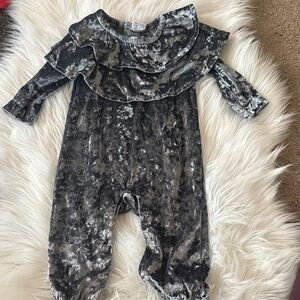 Velvet Ruffle Baby Romper size 6/12